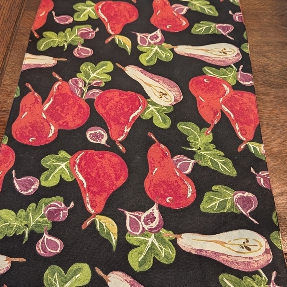 Casual Style Fruits and Leaves Motif Table Runner - No Tassels - Picture 6 of 7